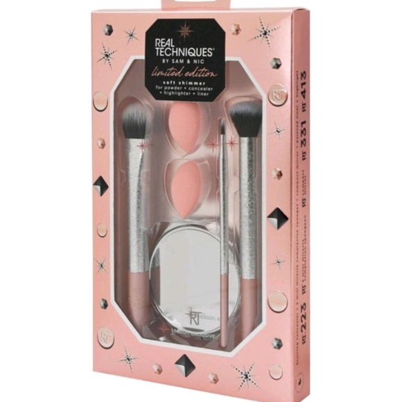 Real Techniques Limited Edition Makeup Brush Set - Picture 5 of 6